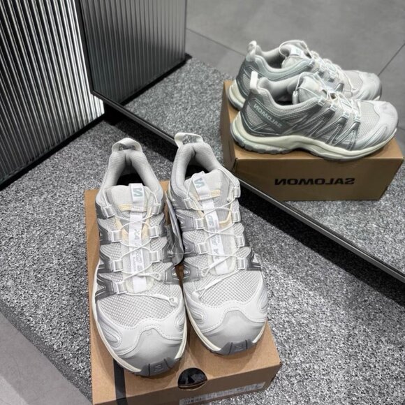 Salomon Darth Vader Men's Fashion Outdoor Sneaker - Picture 2 of 4